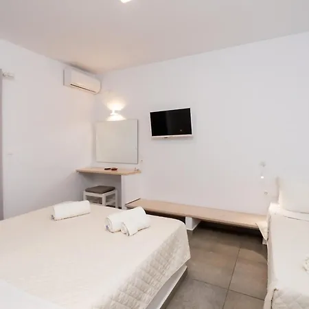 Galini Sifnos Apollonia