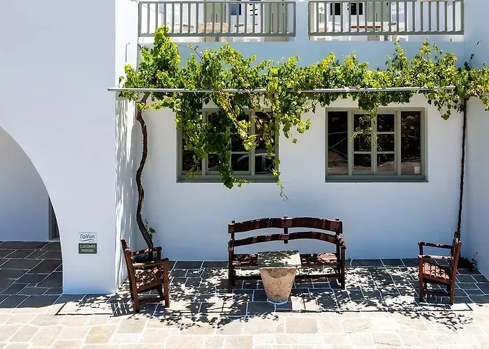 Galini Sifnos Hotel *